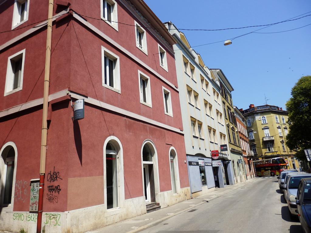 Apartment Pula Center Exterior foto